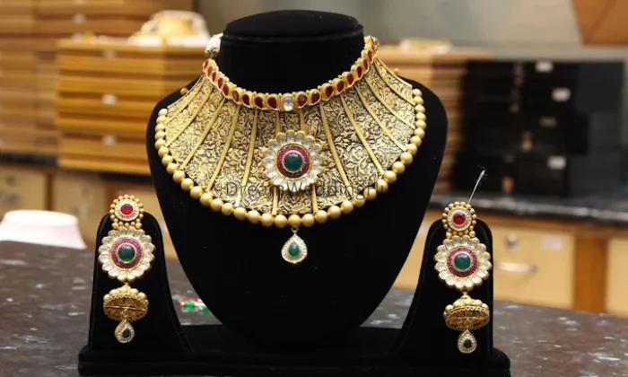 Jagan Nath Mohan Lal Saraf Jewellers